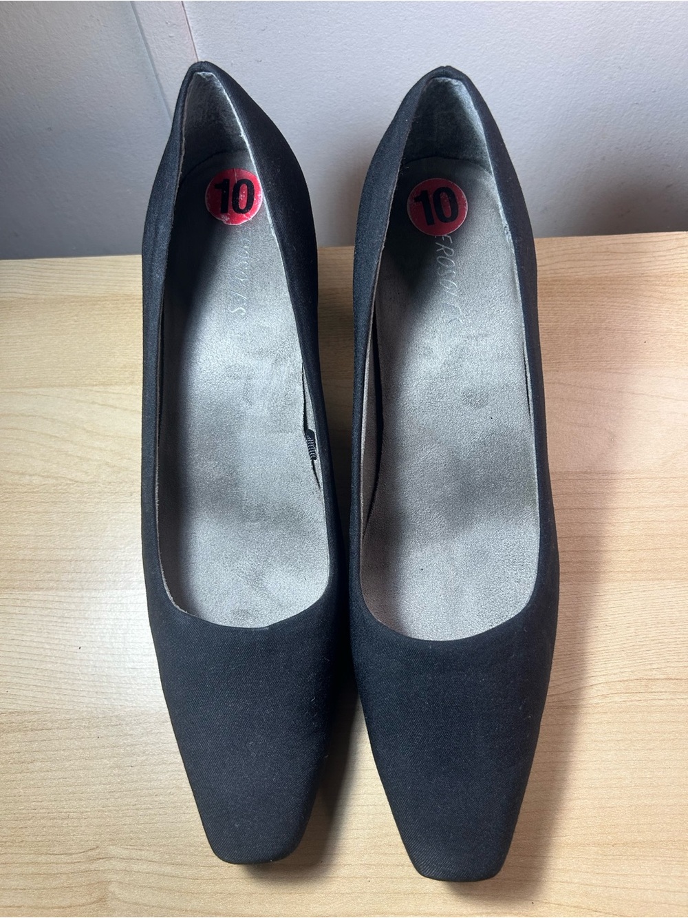 Classic Black Women's Square-Toe Pumps